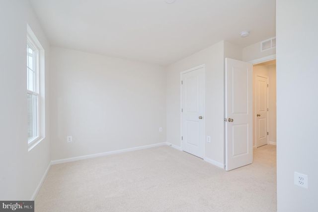 82 COOLIDGE AVE, Ranson, WV 25438