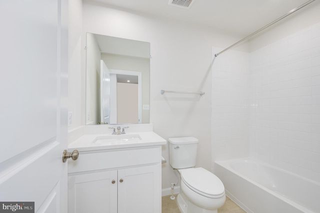 82 COOLIDGE AVE, Ranson, WV 25438