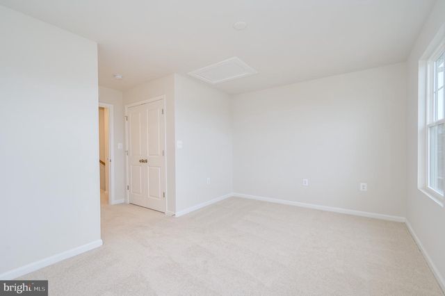 82 COOLIDGE AVE, Ranson, WV 25438