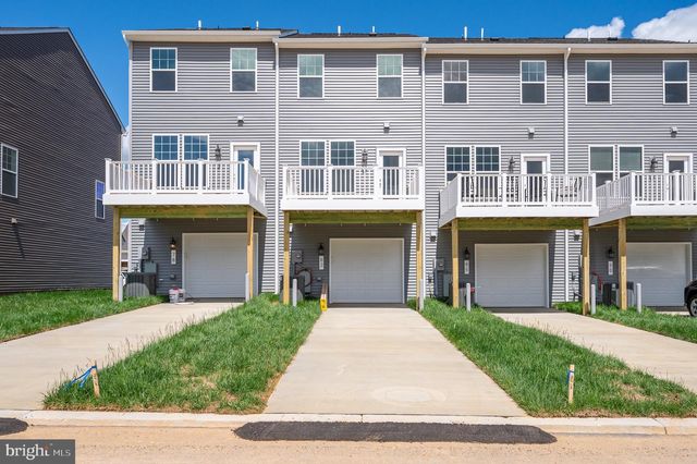82 COOLIDGE AVE, Ranson, WV 25438
