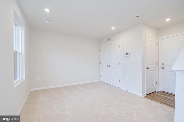 82 COOLIDGE AVE, Ranson, WV 25438