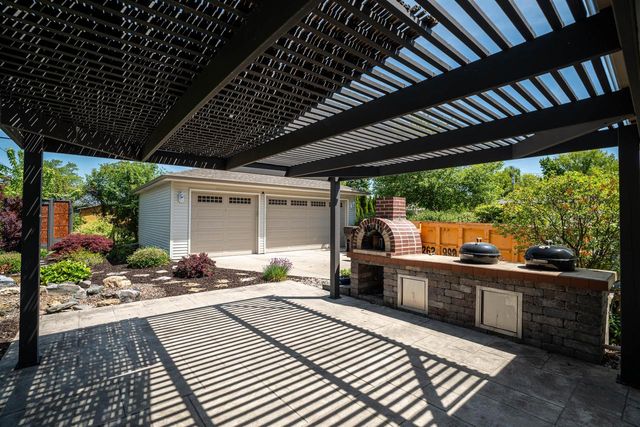 608 Williams AVENUE, South Milwaukee, WI 53172