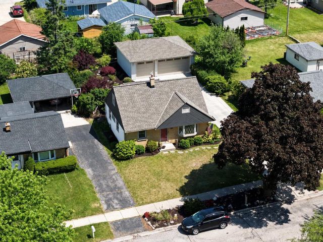 608 Williams AVENUE, South Milwaukee, WI 53172