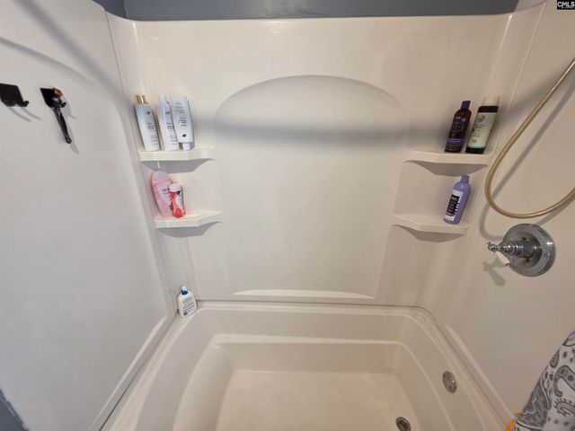 115 Charleston Avenue, Batesburg, SC 29006