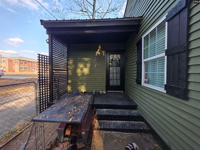 115 Charleston Avenue, Batesburg, SC 29006