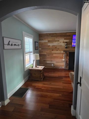 115 Charleston Avenue, Batesburg, SC 29006