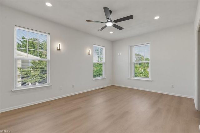 214 Stowe DR, Suffolk, VA 23435