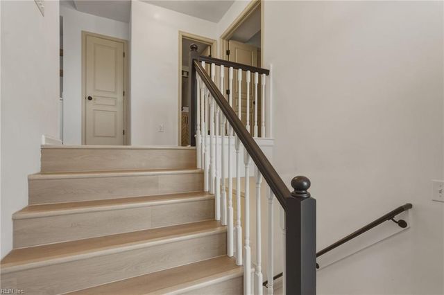 214 Stowe DR, Suffolk, VA 23435