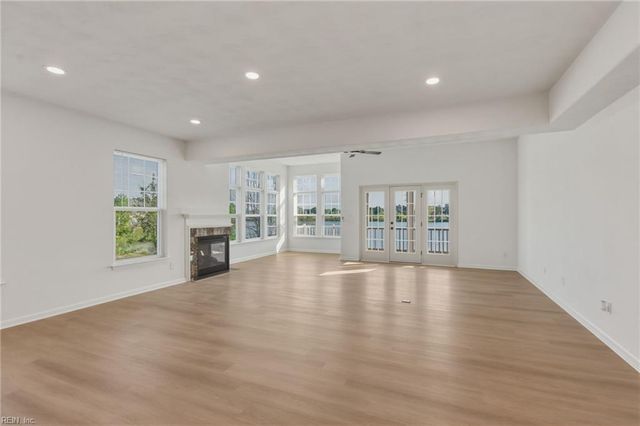 214 Stowe DR, Suffolk, VA 23435