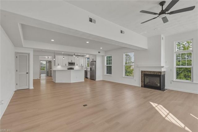 214 Stowe DR, Suffolk, VA 23435