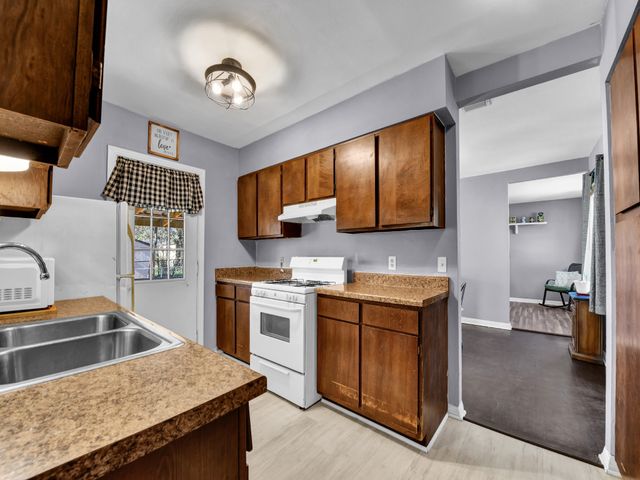 309 N Cedar Street, Springtown, TX 76082