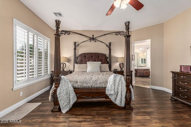 3019 S LARKSPUR Street, Gilbert, AZ 85295