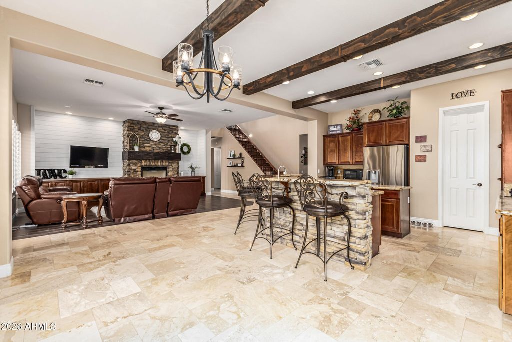 Image 19 of property listing at 3019 S LARKSPUR Street, Gilbert, AZ 85295