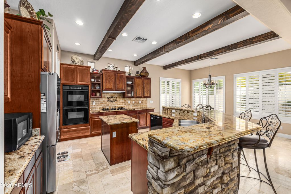 Image 23 of property listing at 3019 S LARKSPUR Street, Gilbert, AZ 85295