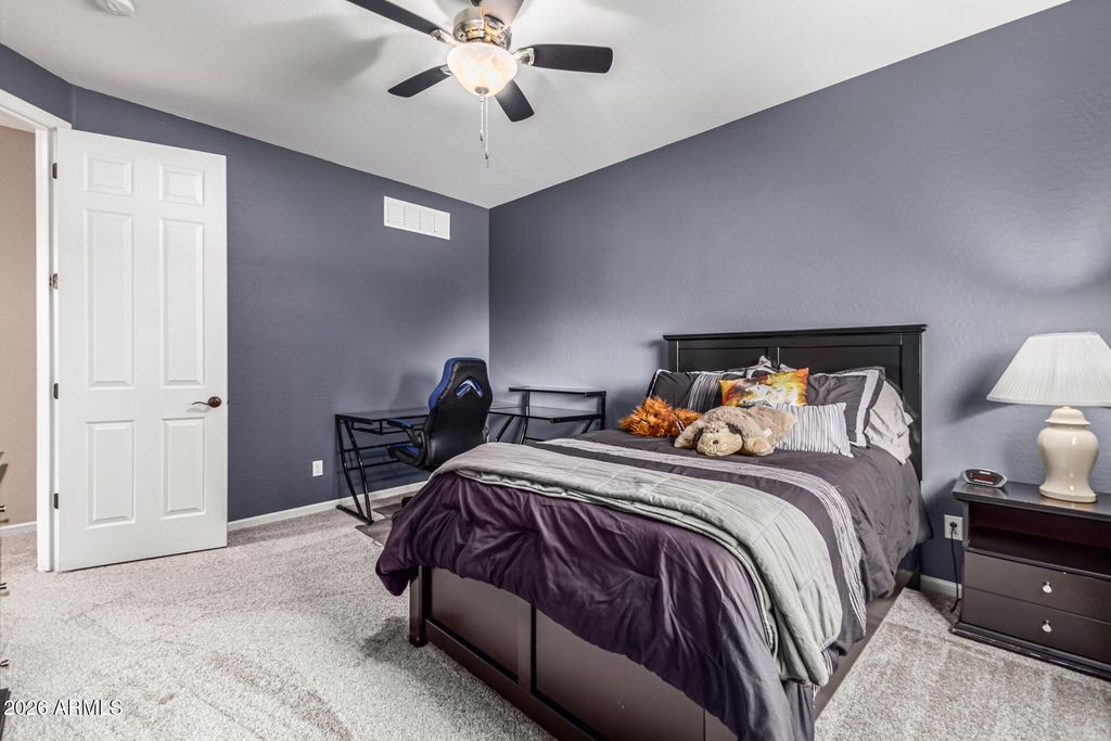 Image 38 of property listing at 3019 S LARKSPUR Street, Gilbert, AZ 85295