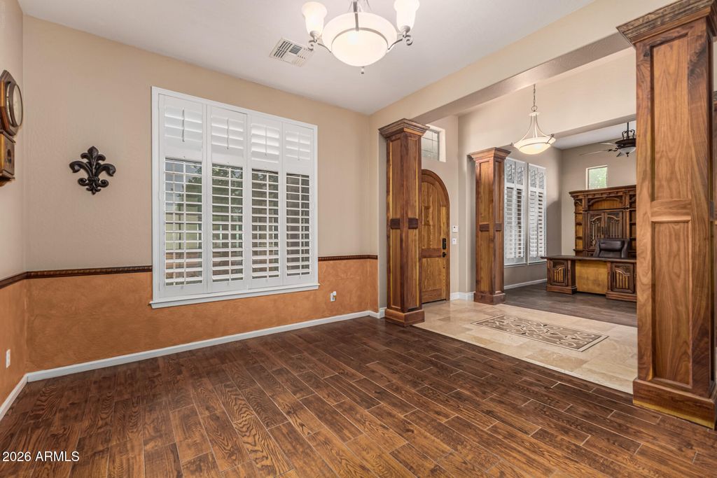 Image 41 of property listing at 3019 S LARKSPUR Street, Gilbert, AZ 85295