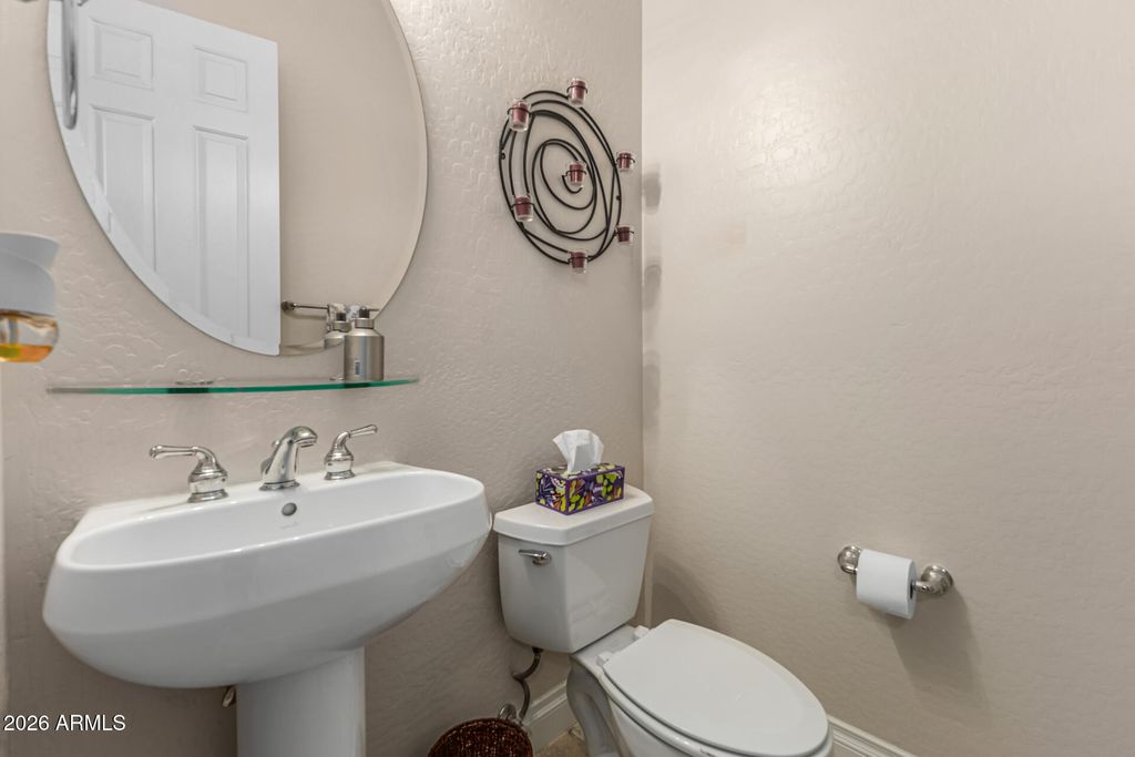 Image 42 of property listing at 3019 S LARKSPUR Street, Gilbert, AZ 85295