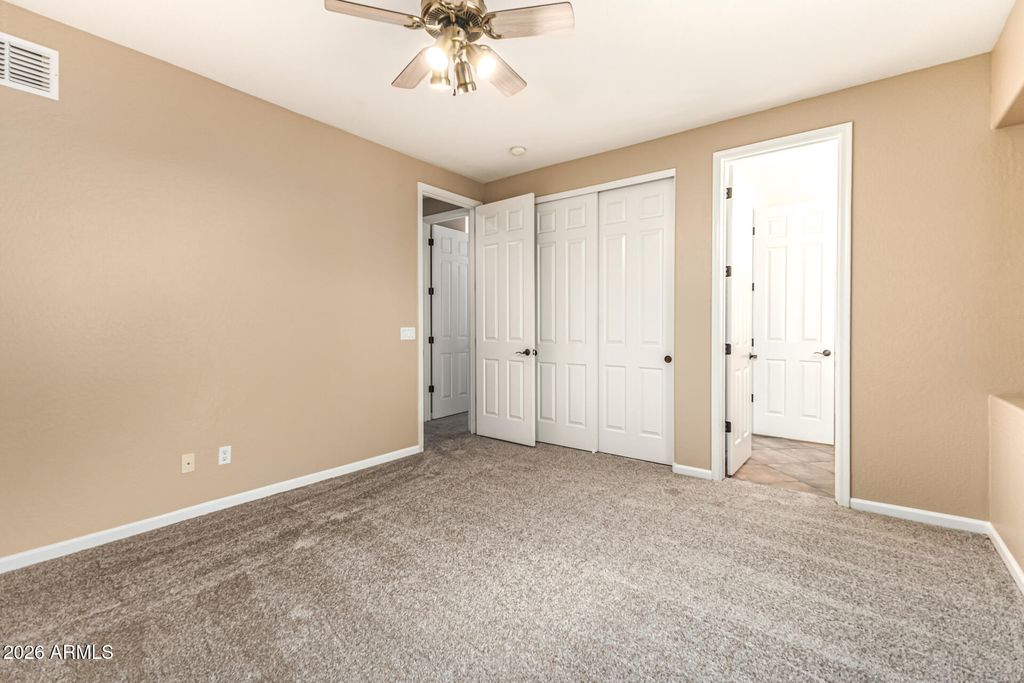 Image 59 of property listing at 3019 S LARKSPUR Street, Gilbert, AZ 85295