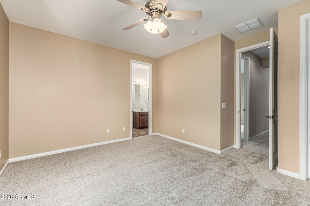 Image 60 of property listing at 3019 S LARKSPUR Street, Gilbert, AZ 85295