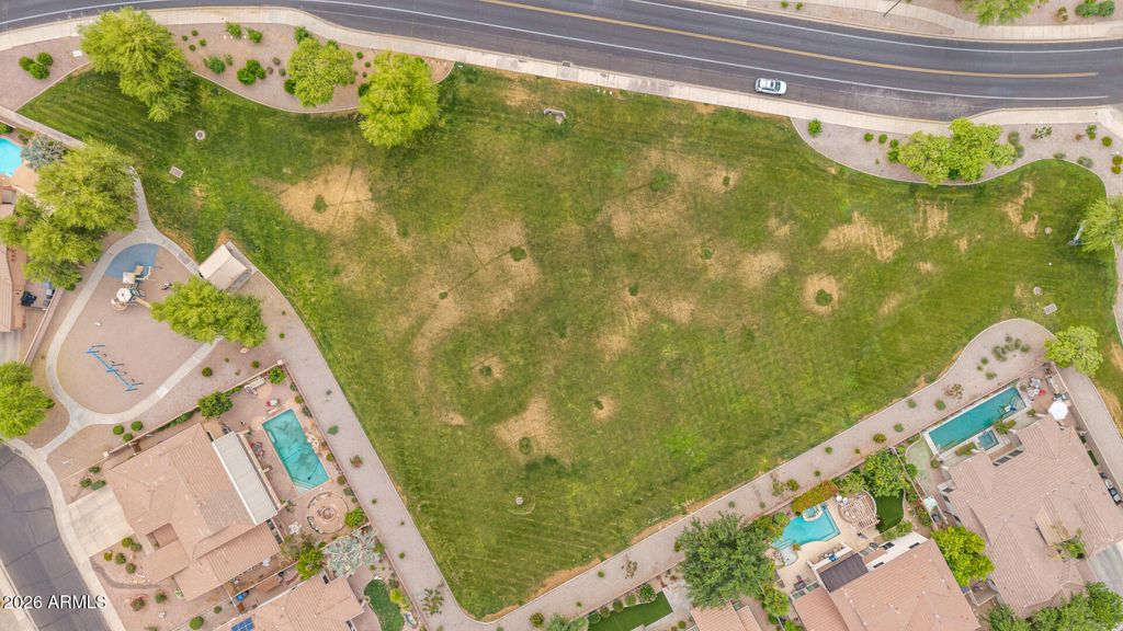 Image 79 of property listing at 3019 S LARKSPUR Street, Gilbert, AZ 85295