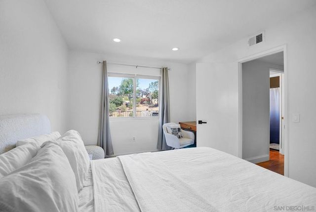 2054 Skyview, Escondido, CA 92027