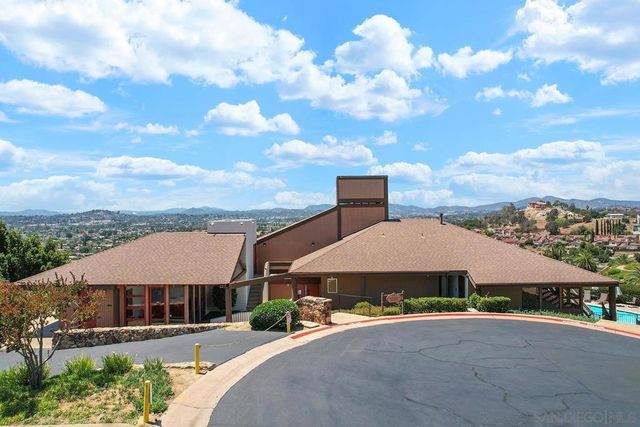 2054 Skyview, Escondido, CA 92027