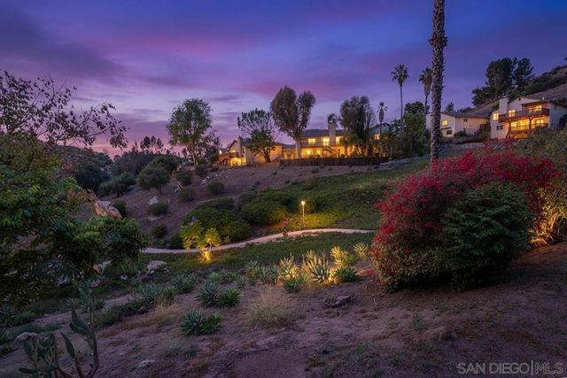 2054 Skyview, Escondido, CA 92027