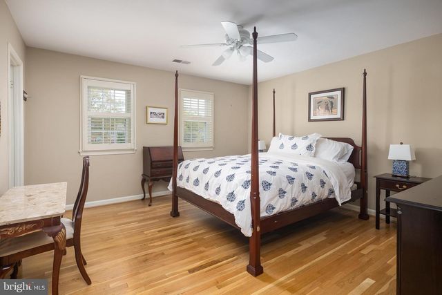 6311 GOLF COURSE SQ, Alexandria, VA 22307