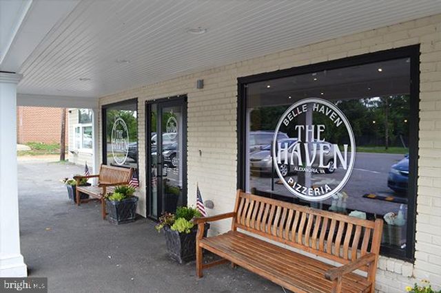 6311 GOLF COURSE SQ, Alexandria, VA 22307