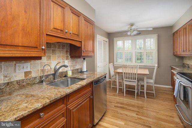 6311 GOLF COURSE SQ, Alexandria, VA 22307