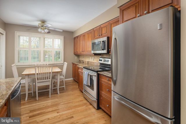 6311 GOLF COURSE SQ, Alexandria, VA 22307