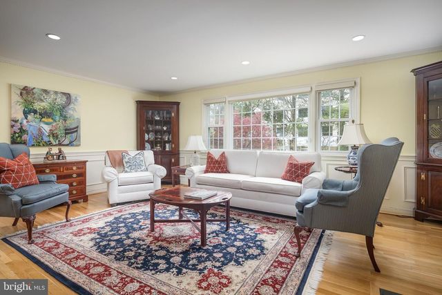 6311 GOLF COURSE SQ, Alexandria, VA 22307