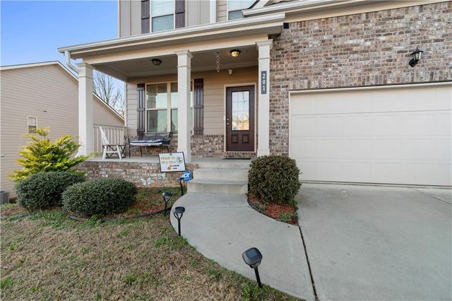 201 Mcginnis Circle, Calhoun, GA 30701