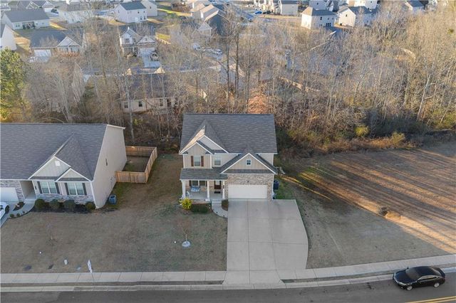 201 Mcginnis Circle, Calhoun, GA 30701