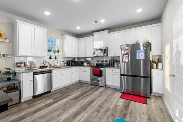 201 Mcginnis Circle, Calhoun, GA 30701