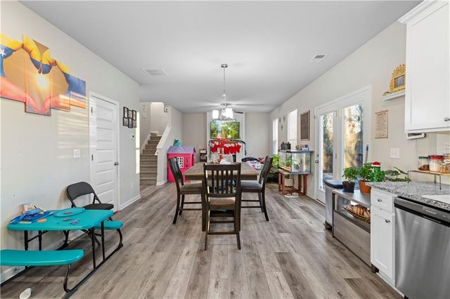 201 Mcginnis Circle, Calhoun, GA 30701