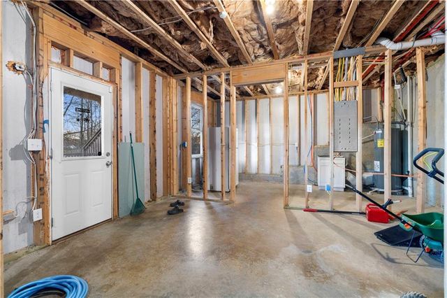 201 Mcginnis Circle, Calhoun, GA 30701