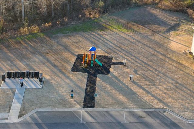 201 Mcginnis Circle, Calhoun, GA 30701