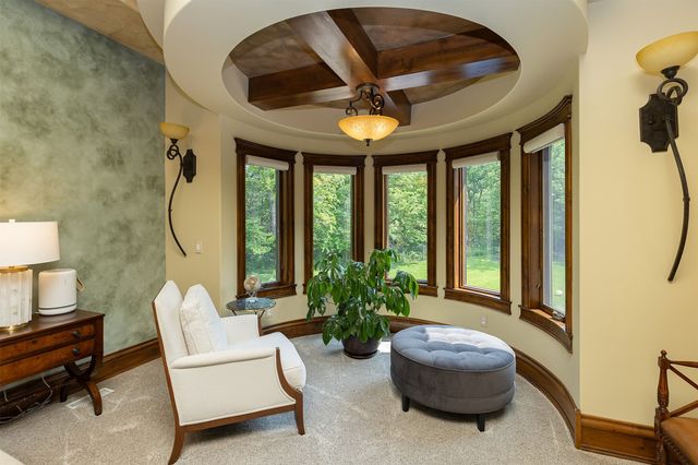 809 NE Bridge Creek Court, Grimes, IA 50111