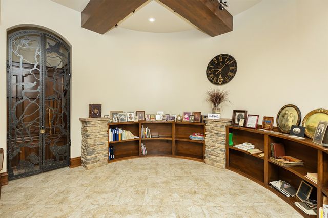 809 NE Bridge Creek Court, Grimes, IA 50111