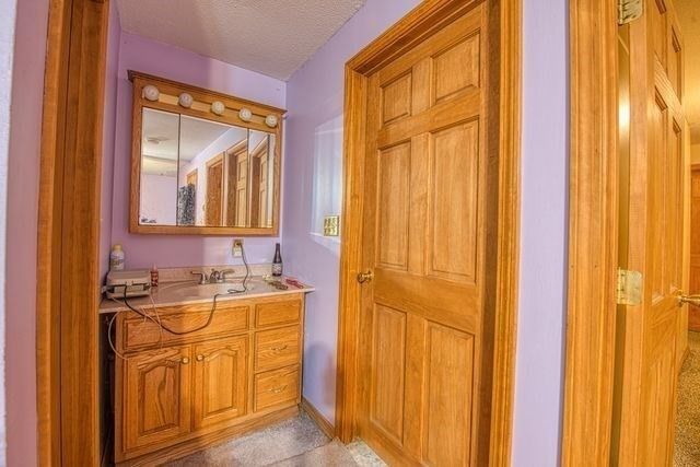 51 Darby Rd, Brockton, MA 02302