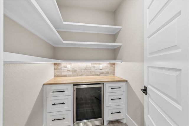 155 Juniper Drive, Longview, TX 75605