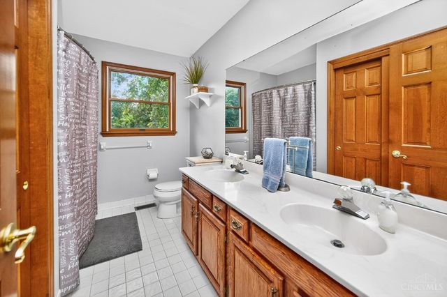 1706 Cottontail Drive, Miami Twp, OH 45150