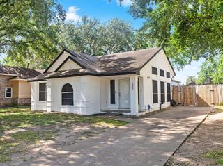 15527 Scenic Haven Drive, Houston, TX 77083