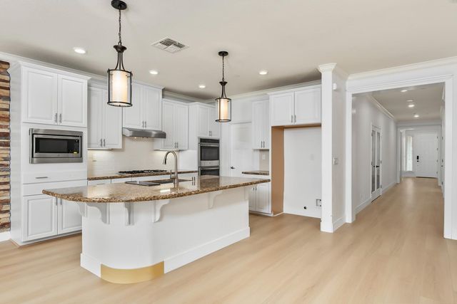 4080 Wyman Way, Roseville, CA 95747