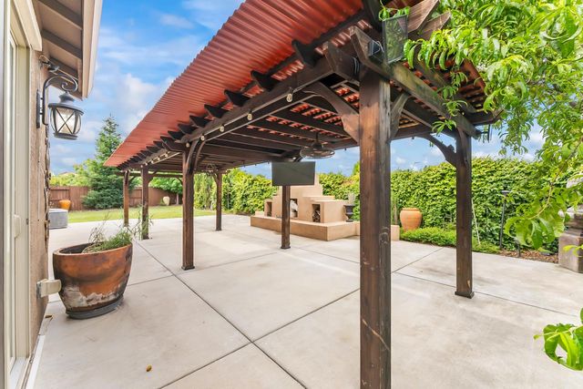 4080 Wyman Way, Roseville, CA 95747