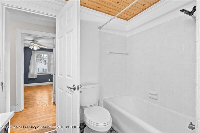 1520 Park Avenue, Lansing, MI 48910