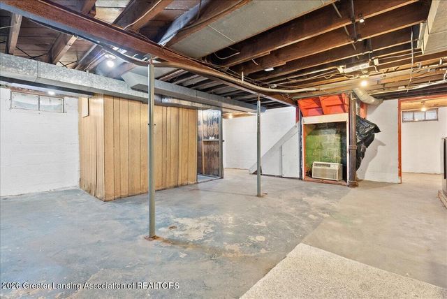 1520 Park Avenue, Lansing, MI 48910