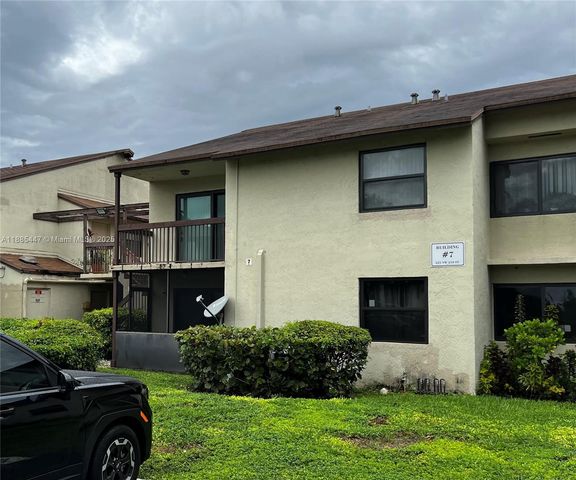 425 NW 210th St 102, Miami Gardens, FL 33169