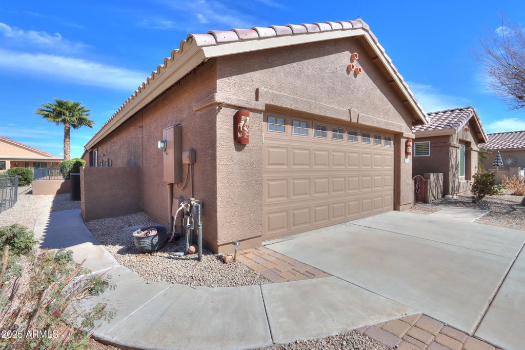 2408 E FIESTA Drive, Casa Grande, AZ 85194 — photo 5